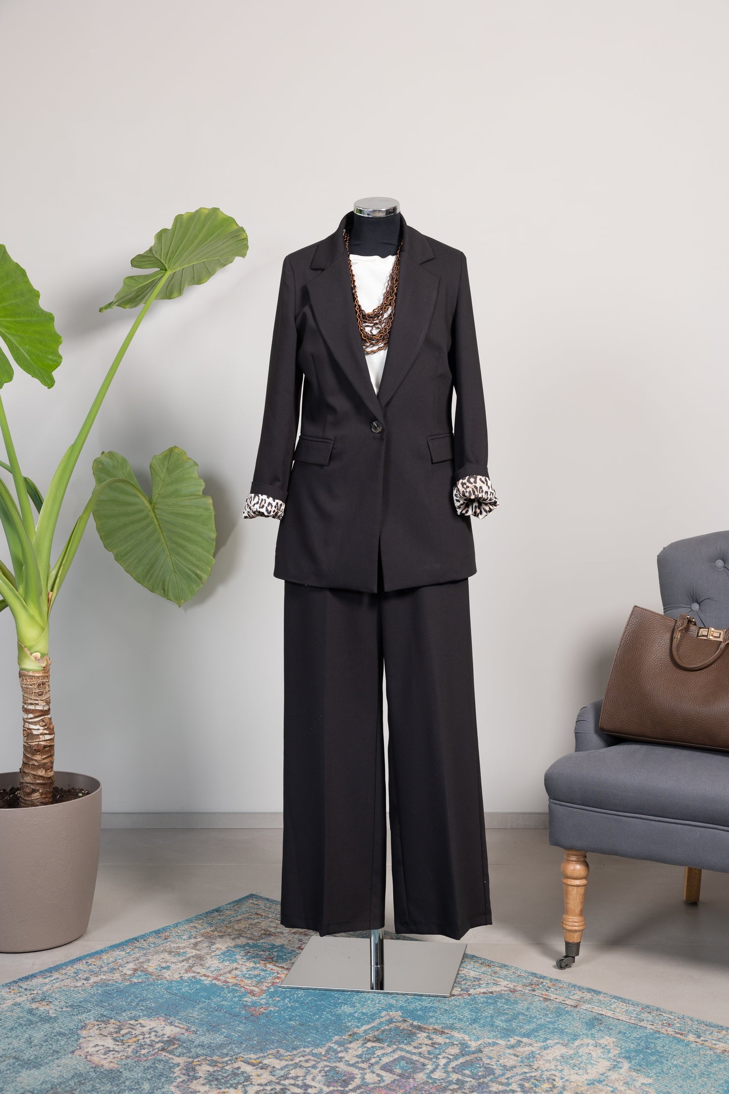 PANTALONE NERO -MOTEL-