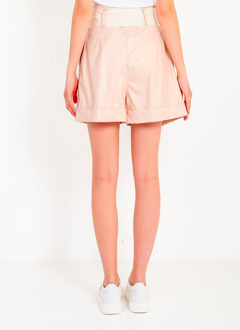 GINA_GORGEOUS_Shorts_in_similpelle_con_fiocco-retro.jpg